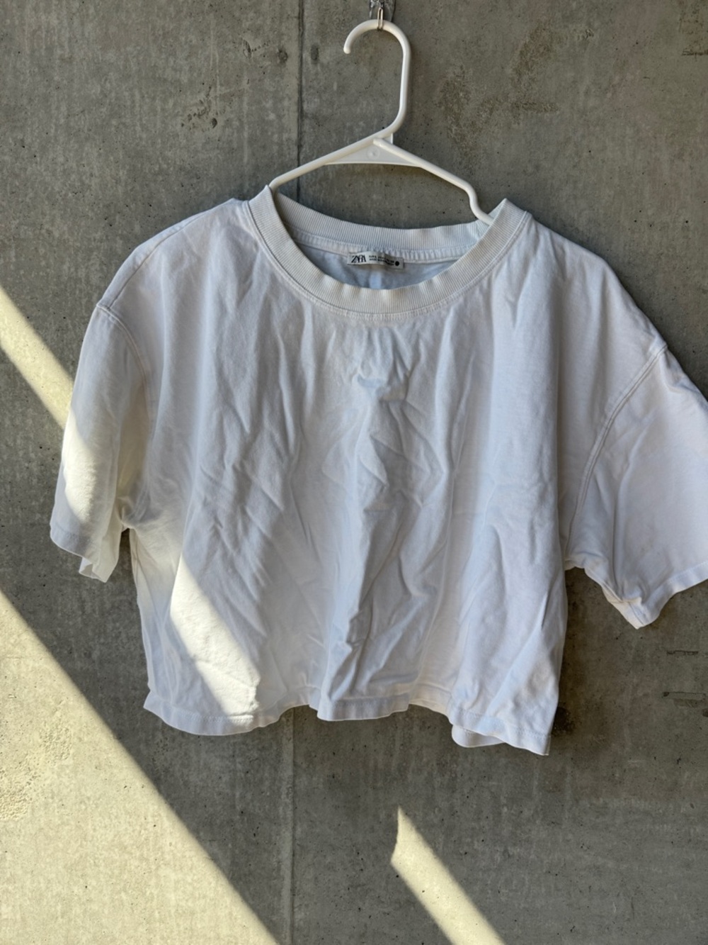 Zara White Cropped Tee